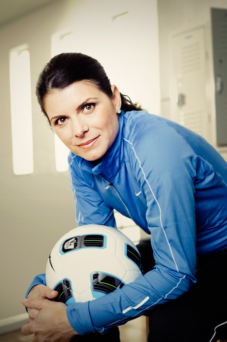 Mia Hamm - Soccer Icon
